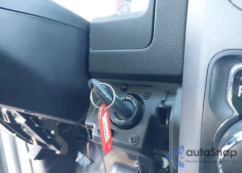 2021 Ram 1500 Classic Tradesman 4X2 8' Box из США, поврежденный, VIN 3C6JR6DG4MG614014